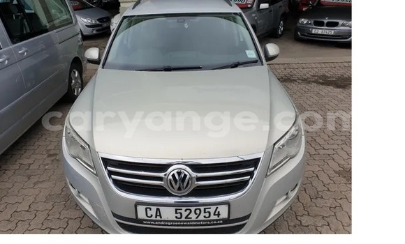 Buy Used Volkswagen Tiguan Silver Car in Henties Bay in Erongo