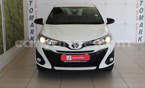 Acheter Occasion Voiture Toyota Yaris Blanc à Karasburg, Karas Acheter Occasion Voiture Toyota Yaris Blanc à Karasburg, Karas