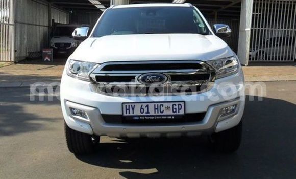 Buy Used Ford Everest White Car in Mariental in Namibia