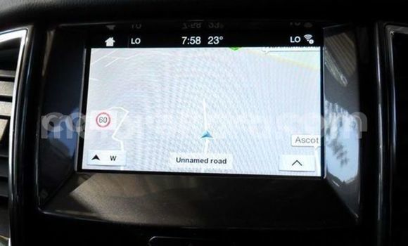 Acheter Occasion Voiture Ford Everest Blanc à Mariental, Namibie Acheter Occasion Voiture Ford Everest Blanc à Mariental, Namibie