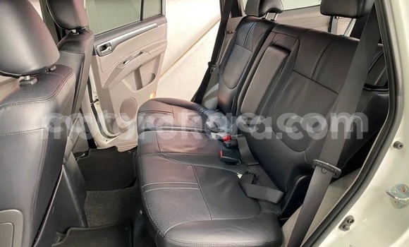 Acheter Occasion Voiture Mitsubishi Pajero Blanc à Windhoek, Namibie Acheter Occasion Voiture Mitsubishi Pajero Blanc à Windhoek, Namibie