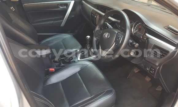 Acheter Occasion Voiture Toyota Corolla Gris à Windhoek, Namibie Acheter Occasion Voiture Toyota Corolla Gris à Windhoek, Namibie