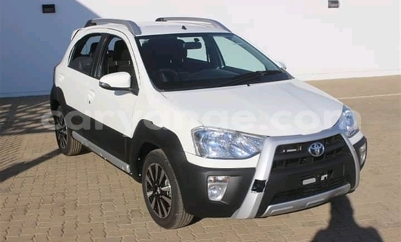 Acheter Occasion Voiture Toyota Etios Blanc à Arandis, Kunene Acheter Occasion Voiture Toyota Etios Blanc à Arandis, Kunene