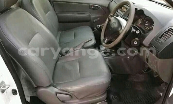 Acheter Occasion Voiture Toyota Hilux Blanc à Aranos, Hardap Acheter Occasion Voiture Toyota Hilux Blanc à Aranos, Hardap