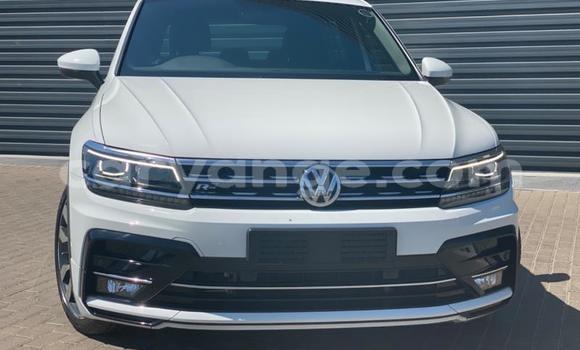 Acheter Occasion Voiture Volkswagen Tiguan Blanc à Gobabis, Omaheke Acheter Occasion Voiture Volkswagen Tiguan Blanc à Gobabis, Omaheke