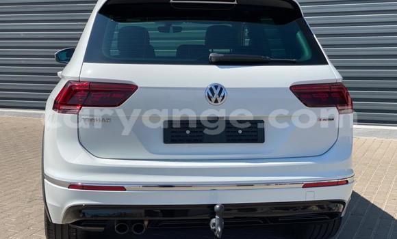 Acheter Occasion Voiture Volkswagen Tiguan Blanc à Gobabis, Omaheke Acheter Occasion Voiture Volkswagen Tiguan Blanc à Gobabis, Omaheke