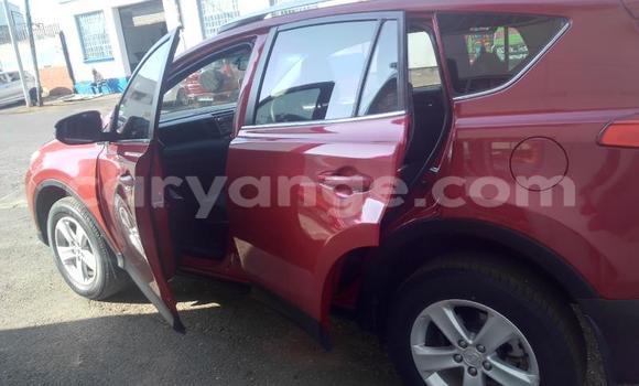 Acheter Occasion Voiture Toyota RAV4 Rouge à Windhoek, Namibie Acheter Occasion Voiture Toyota RAV4 Rouge à Windhoek, Namibie