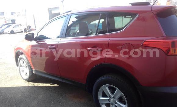Acheter Occasion Voiture Toyota RAV4 Rouge à Windhoek, Namibie Acheter Occasion Voiture Toyota RAV4 Rouge à Windhoek, Namibie