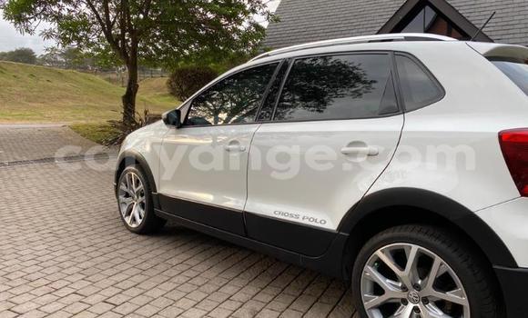 Acheter Occasion Voiture Volkswagen Polo Blanc à Gobabis, Omaheke Acheter Occasion Voiture Volkswagen Polo Blanc à Gobabis, Omaheke