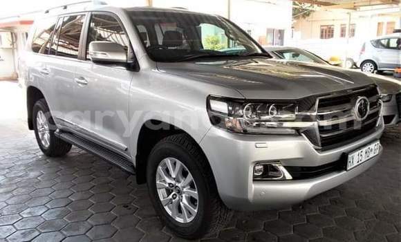 Buy Used Toyota Land Cruiser Silver Car in Grootfontein in Namibia Buy Used Toyota Land Cruiser Silver Car in Grootfontein in Namibia