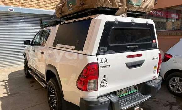 Buy Used Toyota Hilux White Car in Bethanien in Karas Buy Used Toyota Hilux White Car in Bethanien in Karas