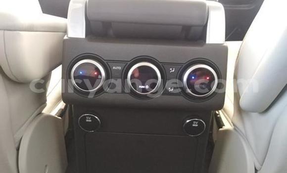 Acheter Occasion Voiture Land Rover Discovery Blanc à Windhoek, Namibie Acheter Occasion Voiture Land Rover Discovery Blanc à Windhoek, Namibie