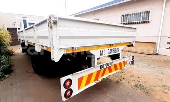 Buy Used Hino Ranger White Truck in Arandis in Kunene