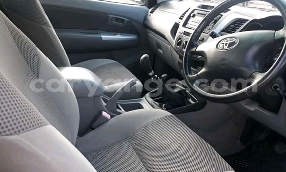 Acheter Occasion Voiture Toyota Hilux Blanc à Windhoek, Namibie Acheter Occasion Voiture Toyota Hilux Blanc à Windhoek, Namibie