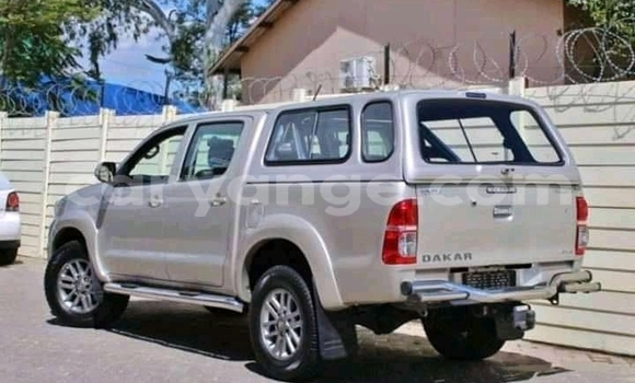 Buy Used Toyota Hilux Silver Car in Windhoek in Namibia