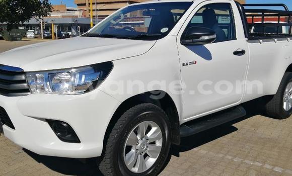 Acheter Occasion Voiture Toyota Hilux Blanc à Gobabis, Omaheke Acheter Occasion Voiture Toyota Hilux Blanc à Gobabis, Omaheke
