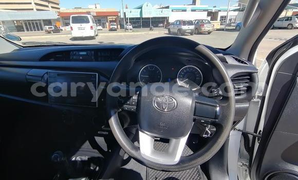 Acheter Occasion Voiture Toyota Hilux Blanc à Gobabis, Omaheke Acheter Occasion Voiture Toyota Hilux Blanc à Gobabis, Omaheke