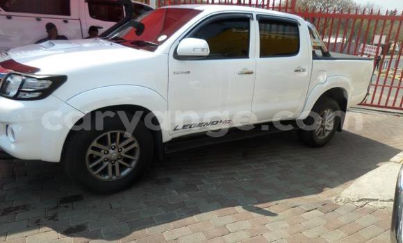 Buy Used Toyota Hilux White Car in Henties Bay in Erongo Buy Used Toyota Hilux White Car in Henties Bay in Erongo
