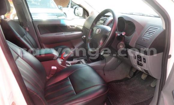 Buy Used Toyota Hilux White Car in Henties Bay in Erongo Buy Used Toyota Hilux White Car in Henties Bay in Erongo