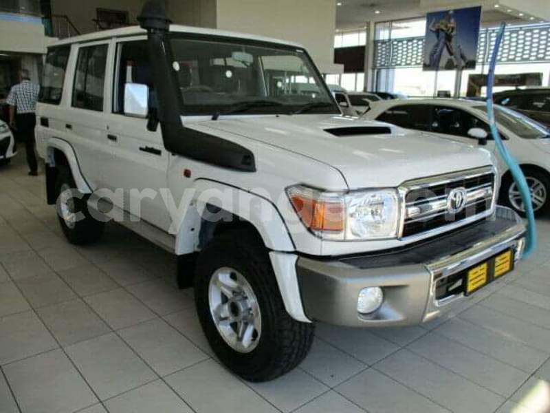 Big with watermark toyota land cruiser omaheke gobabis 14311