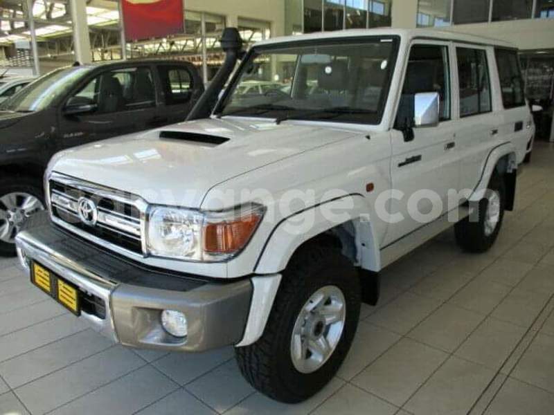 Big with watermark toyota land cruiser omaheke gobabis 14311