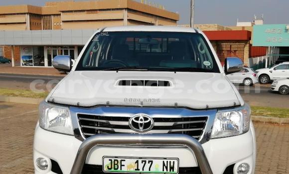 Buy Used Toyota Hilux White Car in Grootfontein in Namibia Buy Used Toyota Hilux White Car in Grootfontein in Namibia