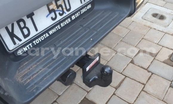 Acheter Occasion Voiture Toyota Hilux Gris à Grootfontein, Namibie Acheter Occasion Voiture Toyota Hilux Gris à Grootfontein, Namibie