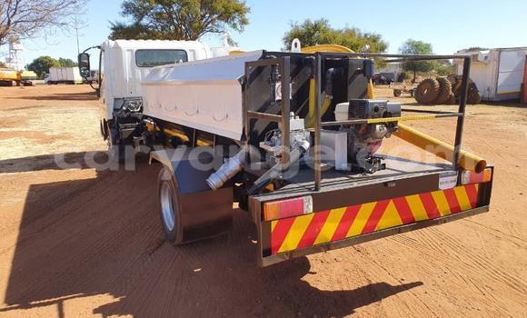 Buy Used Hino 300 Series White Truck in Windhoek in Namibia Buy Used Hino 300 Series White Truck in Windhoek in Namibia