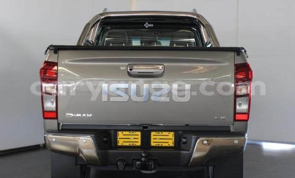 Buy Used Isuzu D–MAX Silver Car in Windhoek in Namibia Buy Used Isuzu D–MAX Silver Car in Windhoek in Namibia