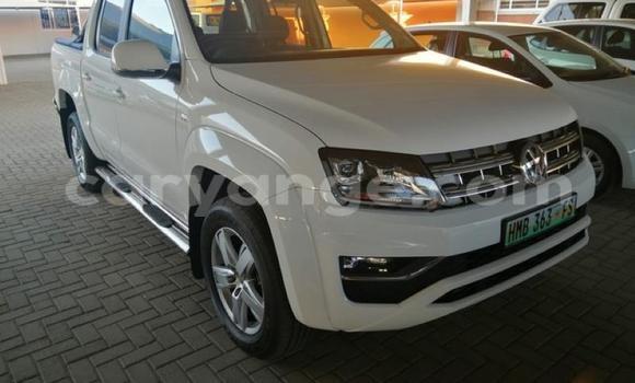 Buy Used Volkswagen Amarok White Car in Windhoek in Namibia Buy Used Volkswagen Amarok White Car in Windhoek in Namibia