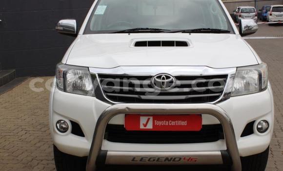 Acheter Occasion Voiture Toyota Hilux Blanc à Karasburg, Karas Acheter Occasion Voiture Toyota Hilux Blanc à Karasburg, Karas