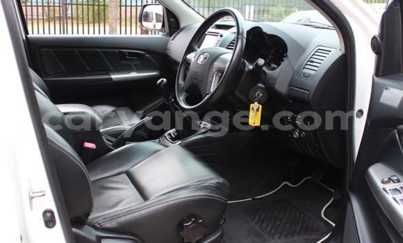 Acheter Occasion Voiture Toyota Hilux Blanc à Karasburg, Karas Acheter Occasion Voiture Toyota Hilux Blanc à Karasburg, Karas