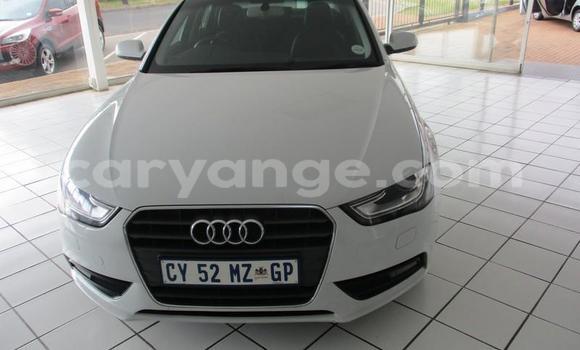 Acheter Occasion Voiture Audi A4 Blanc à Windhoek, Namibie Acheter Occasion Voiture Audi A4 Blanc à Windhoek, Namibie