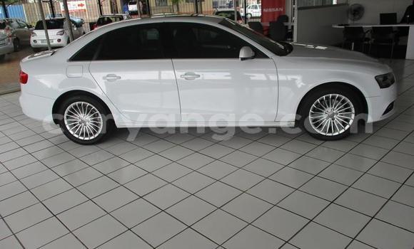 Acheter Occasion Voiture Audi A4 Blanc à Windhoek, Namibie Acheter Occasion Voiture Audi A4 Blanc à Windhoek, Namibie