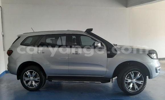Buy Used Ford Everest Silver Car in Windhoek in Namibia Buy Used Ford Everest Silver Car in Windhoek in Namibia