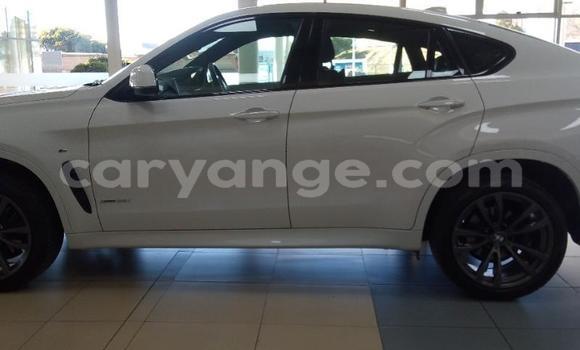 Acheter Occasion Voiture BMW X6 Blanc à Windhoek, Namibie Acheter Occasion Voiture BMW X6 Blanc à Windhoek, Namibie