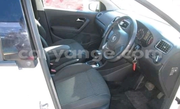 Buy Used Volkswagen Golf GTI White Car in Windhoek in Namibia Buy Used Volkswagen Golf GTI White Car in Windhoek in Namibia