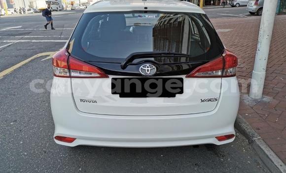 Acheter Occasion Voiture Toyota Yaris Gris à Gobabis, Omaheke Acheter Occasion Voiture Toyota Yaris Gris à Gobabis, Omaheke