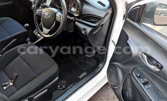 Acheter Occasion Voiture Toyota Yaris Gris à Gobabis, Omaheke Acheter Occasion Voiture Toyota Yaris Gris à Gobabis, Omaheke