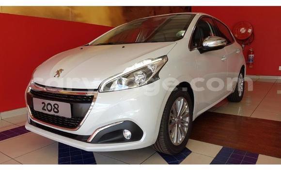 Buy Used Peugeot 208 White Car in Gobabis in Omaheke Buy Used Peugeot 208 White Car in Gobabis in Omaheke