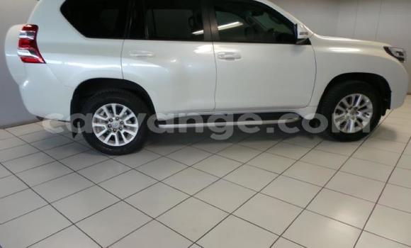 Acheter Occasion Voiture Toyota Prado Blanc à Gobabis, Omaheke Acheter Occasion Voiture Toyota Prado Blanc à Gobabis, Omaheke