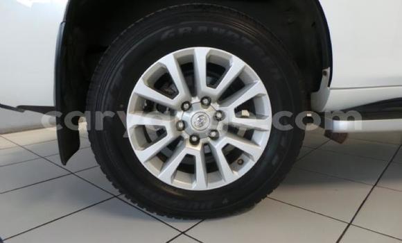 Acheter Occasion Voiture Toyota Prado Blanc à Gobabis, Omaheke Acheter Occasion Voiture Toyota Prado Blanc à Gobabis, Omaheke