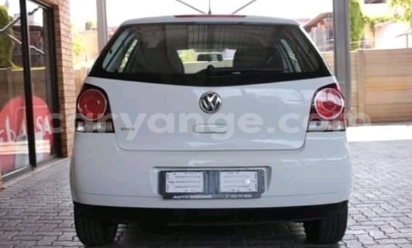 Acheter Occasion Voiture Volkswagen Polo Blanc à Windhoek, Namibie Acheter Occasion Voiture Volkswagen Polo Blanc à Windhoek, Namibie