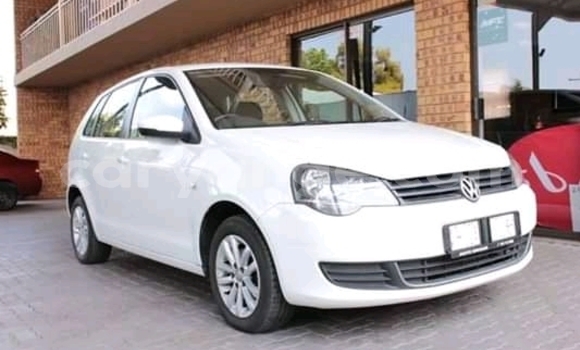 Acheter Occasion Voiture Volkswagen Polo Blanc à Windhoek, Namibie Acheter Occasion Voiture Volkswagen Polo Blanc à Windhoek, Namibie