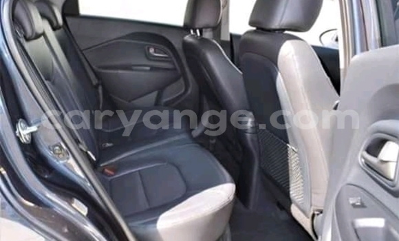 Acheter Occasion Voiture Hyundai I20 Noir à Grootfontein, Namibie Acheter Occasion Voiture Hyundai I20 Noir à Grootfontein, Namibie