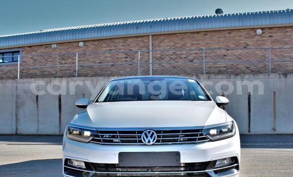 Acheter Occasion Voiture Volkswagen Passat Gris à Windhoek, Namibie