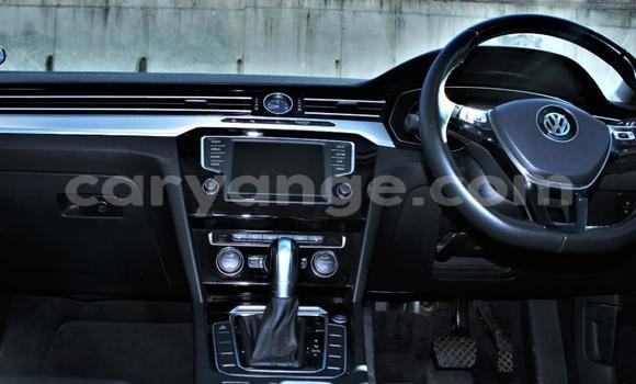 Acheter Occasion Voiture Volkswagen Passat Gris à Windhoek, Namibie Acheter Occasion Voiture Volkswagen Passat Gris à Windhoek, Namibie