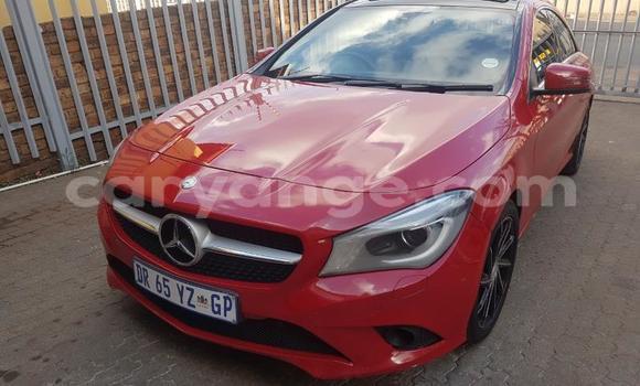 Acheter Occasion Voiture Mercedes-Benz CLA-klasse Blanc à Gobabis, Omaheke Acheter Occasion Voiture Mercedes-Benz CLA-klasse Blanc à Gobabis, Omaheke