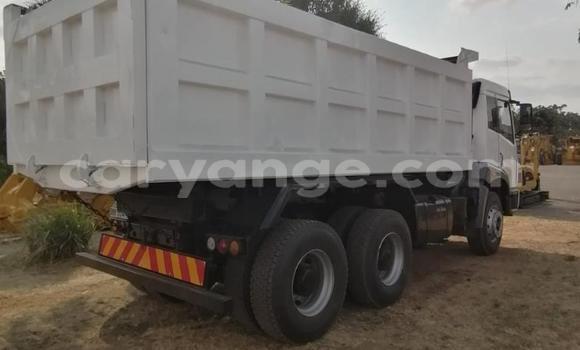 Acheter Occasion Utilitaire Mitsubishi L400 Blanc à Windhoek, Namibie Acheter Occasion Utilitaire Mitsubishi L400 Blanc à Windhoek, Namibie
