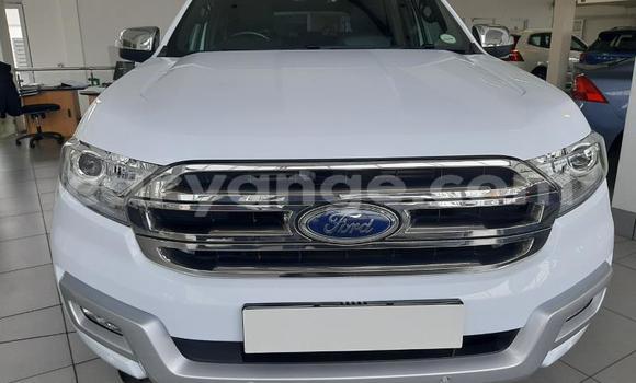 Acheter Occasion Voiture Ford Everest Blanc à Gobabis, Omaheke Acheter Occasion Voiture Ford Everest Blanc à Gobabis, Omaheke